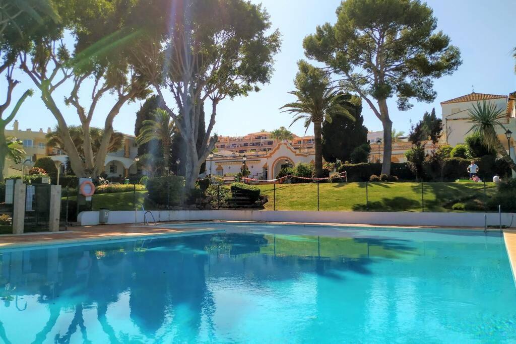 Dona Carlota Gardens, Sea Views, Pool, Restaurant Lägenhet Torremolinos Exteriör bild